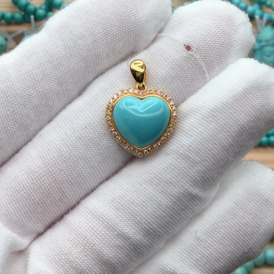 绿松石未镶嵌珠宝奇石