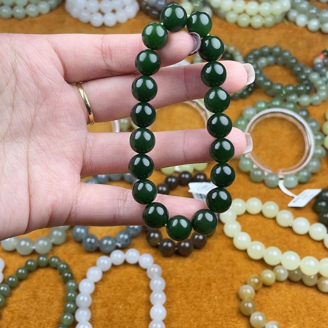 和田玉未镶嵌手串