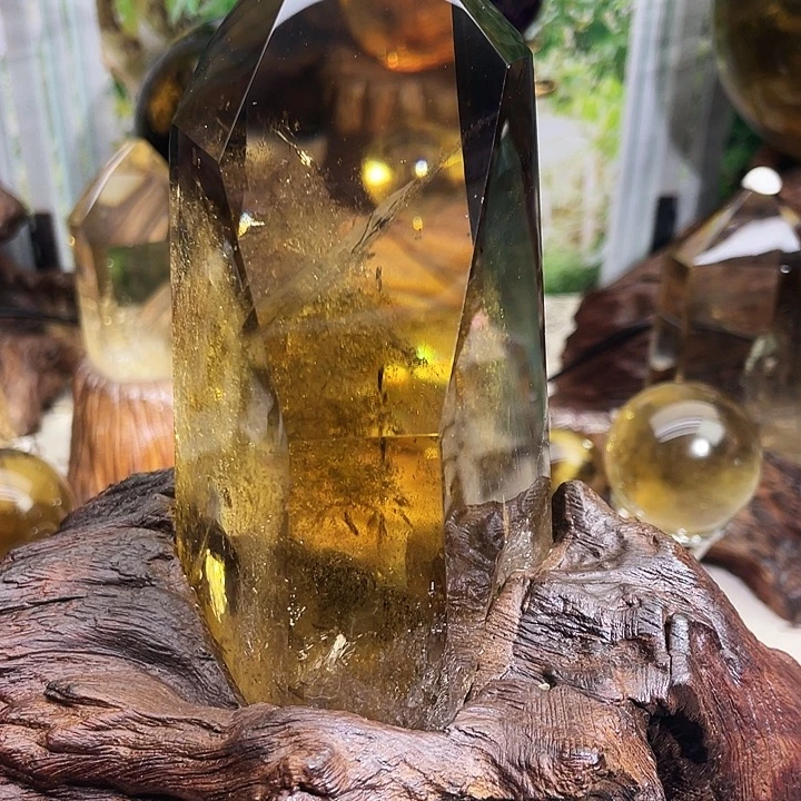 水晶未镶嵌摆件老姜黄水晶摆件