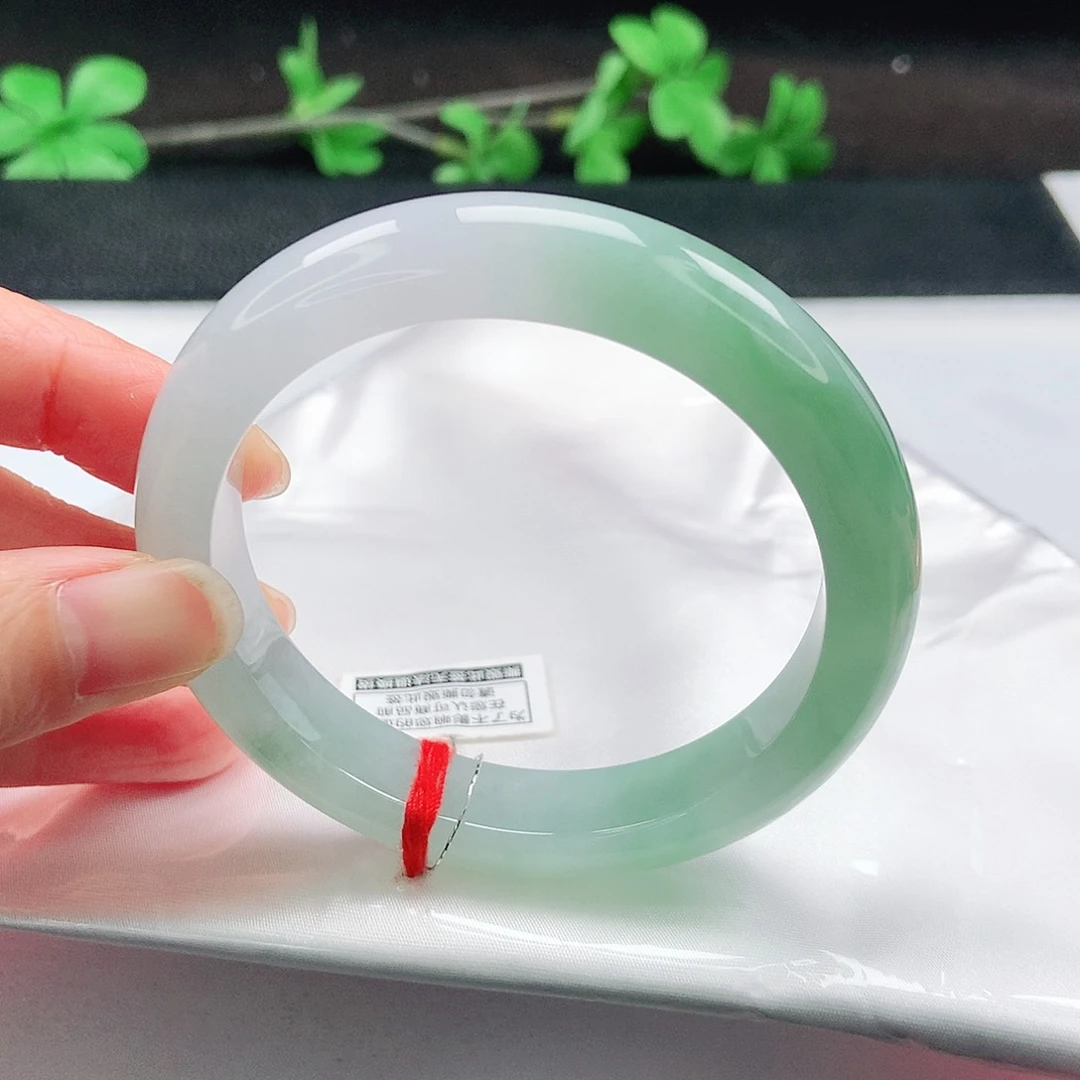 未镶嵌手镯翡翠56圈