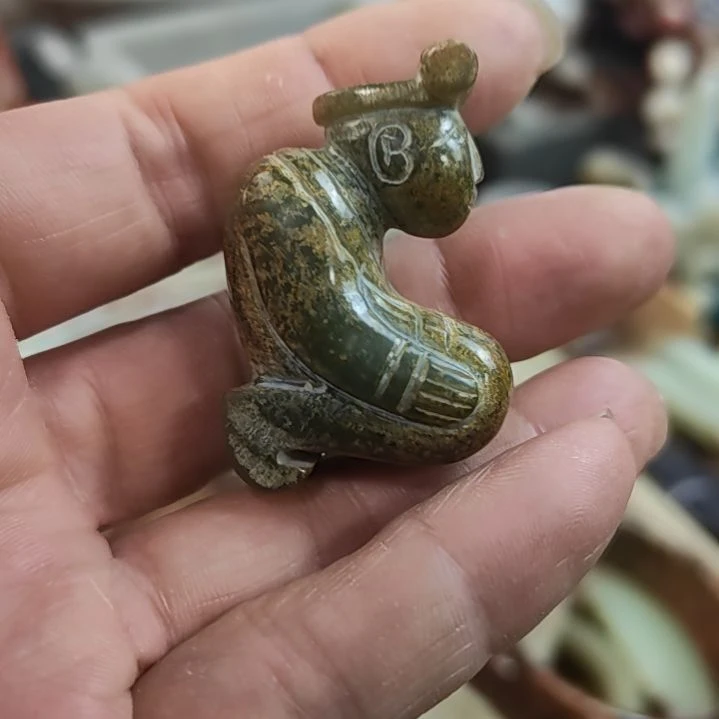 和田玉（糖玉）未镶嵌挂件