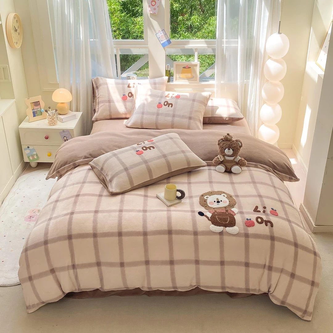 SL 0044 新款高克重加厚保暖牛奶绒毛巾绣卡通四件套 雷欧