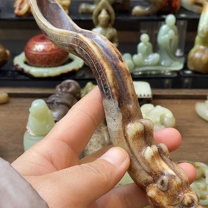 和田玉（糖玉）未镶嵌颈饰