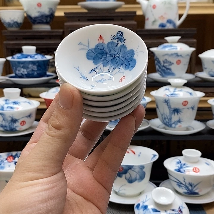 手绘微瑕荷花杯子