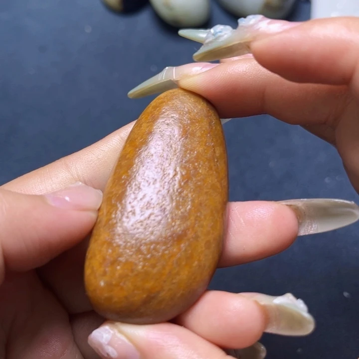 未镶嵌和田玉珠宝奇石