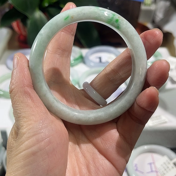 翡翠未镶嵌手镯纯天然缅甸翡翠手镯