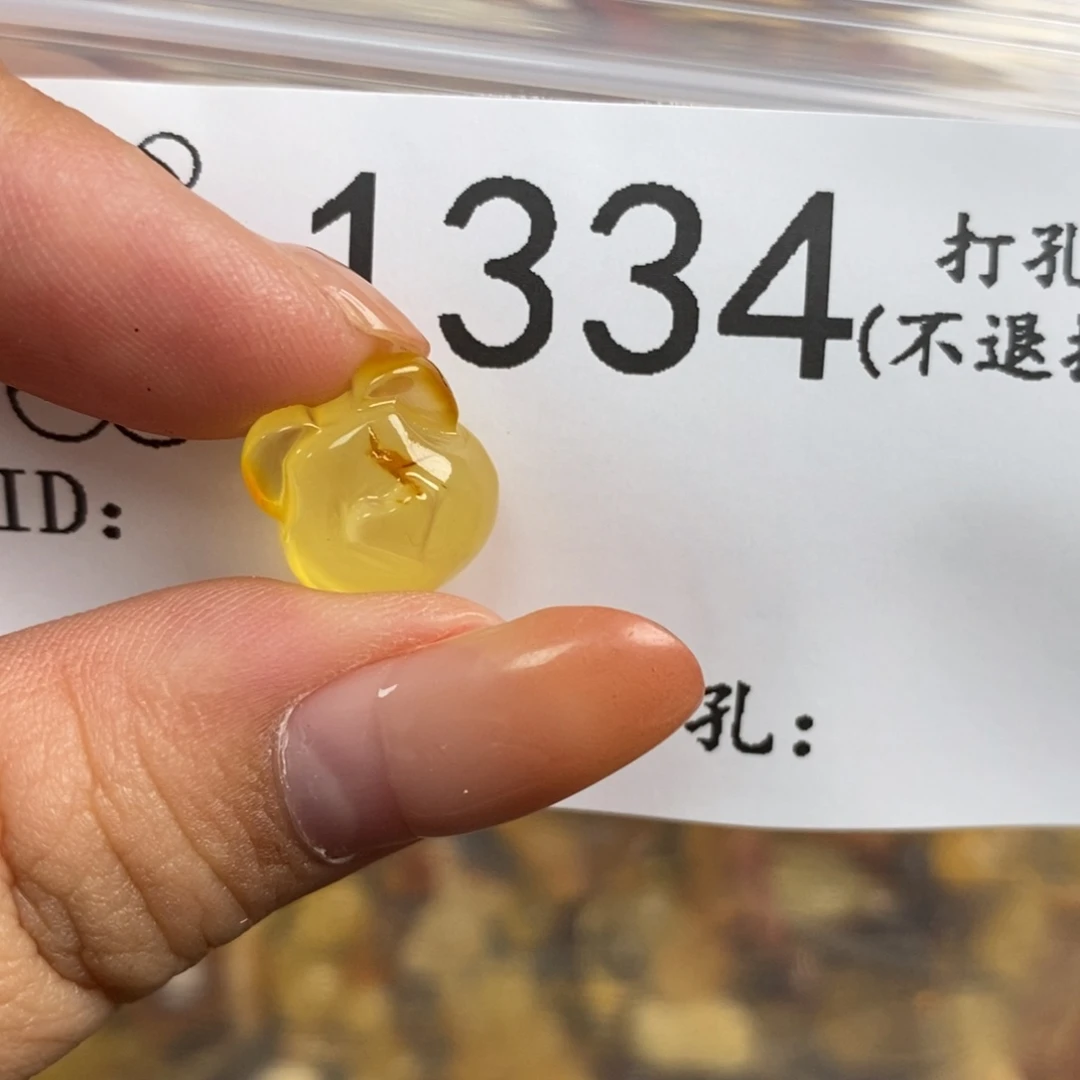 琥珀未镶嵌珠宝奇石