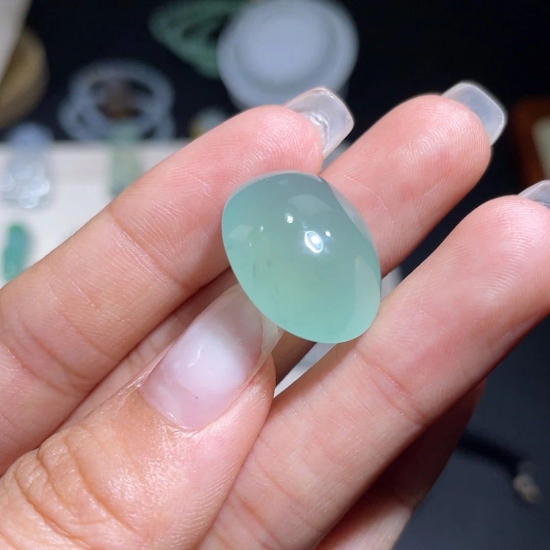 吊坠(不含链)未镶嵌翡翠大蛋面