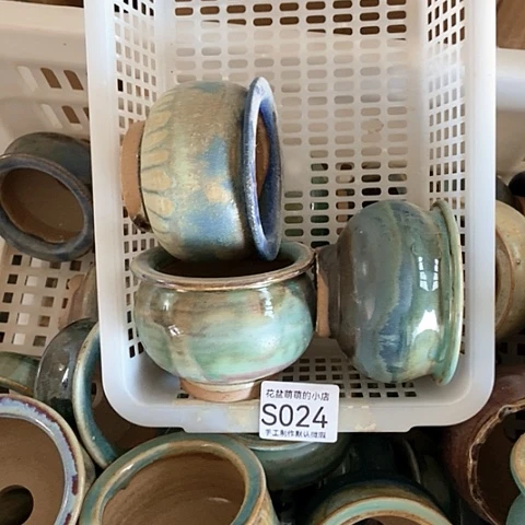 紫砂花盆024微瑕品口径7到8左右
