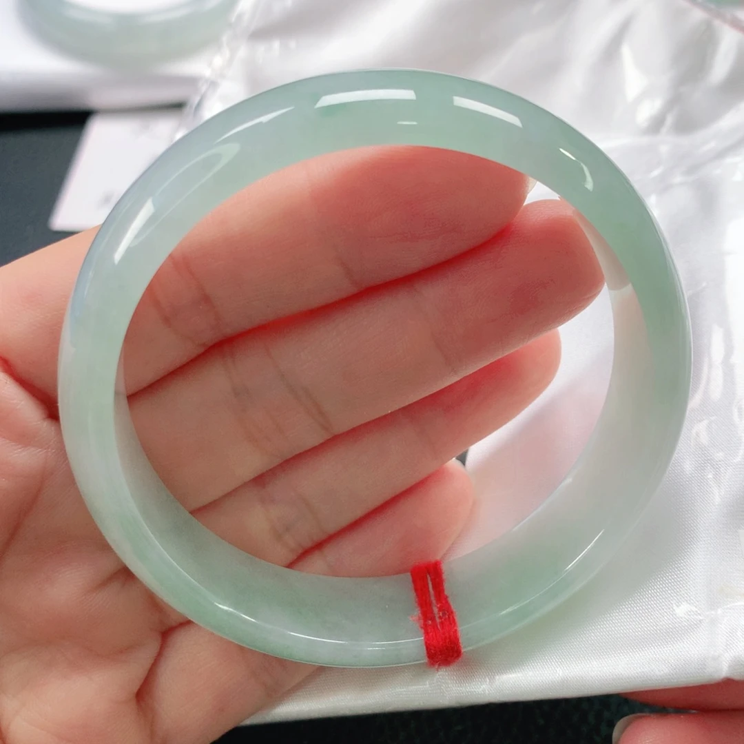 未镶嵌手镯翡翠60轮胎