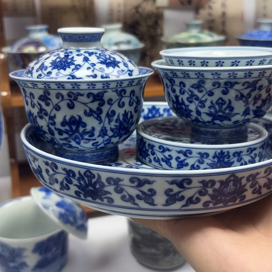 柳***杨景德镇瓷器博物陈列