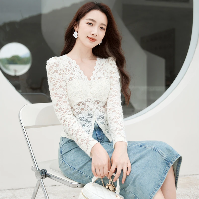 S843168蕾丝衫 香影法式镂空蕾丝衫女高级感秋季新款