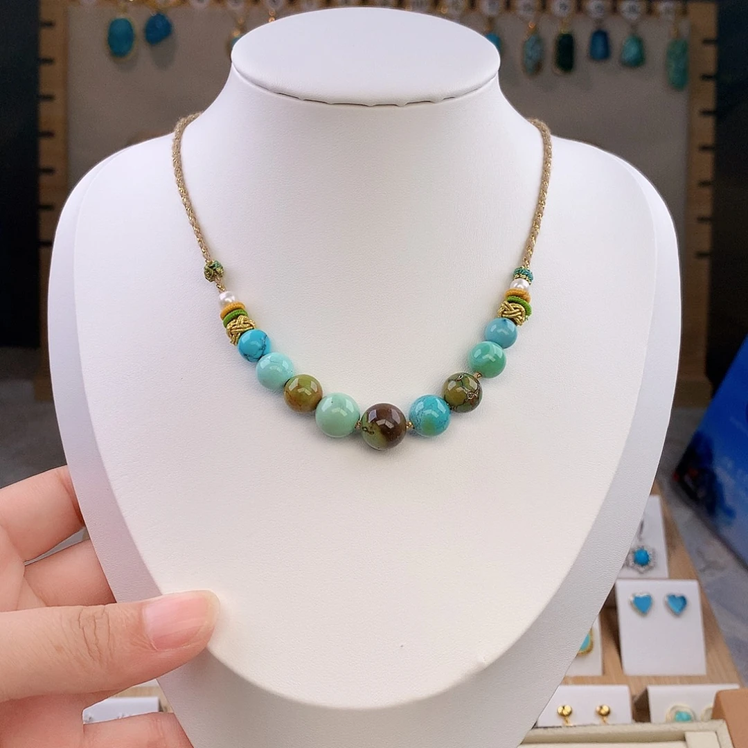 绿松石未镶嵌颈饰