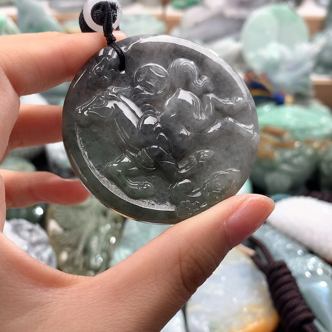 吊坠(不含链)未镶嵌翡翠