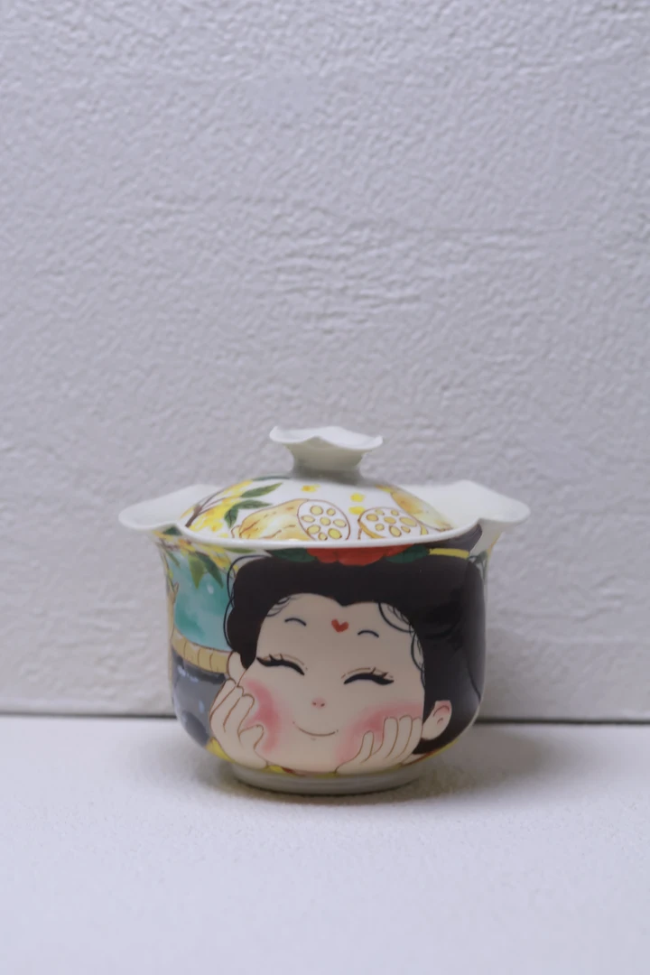 泥古唐美人花口盖碗