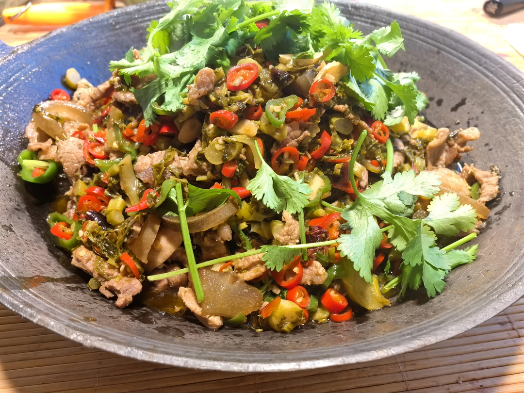 （酸湘牛肉帮炒)贵州带皮小黄牛顺丰包邮