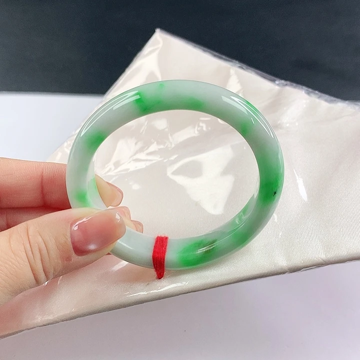 未镶嵌手镯（贵妃镯）翡翠陈*瘦翡翠523