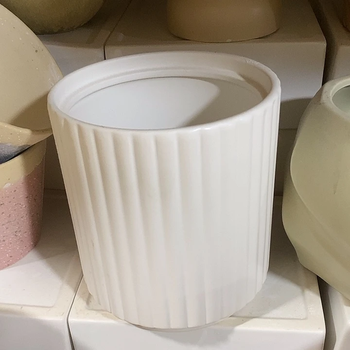 摆件陶盆有孔 微瑕介意勿拍