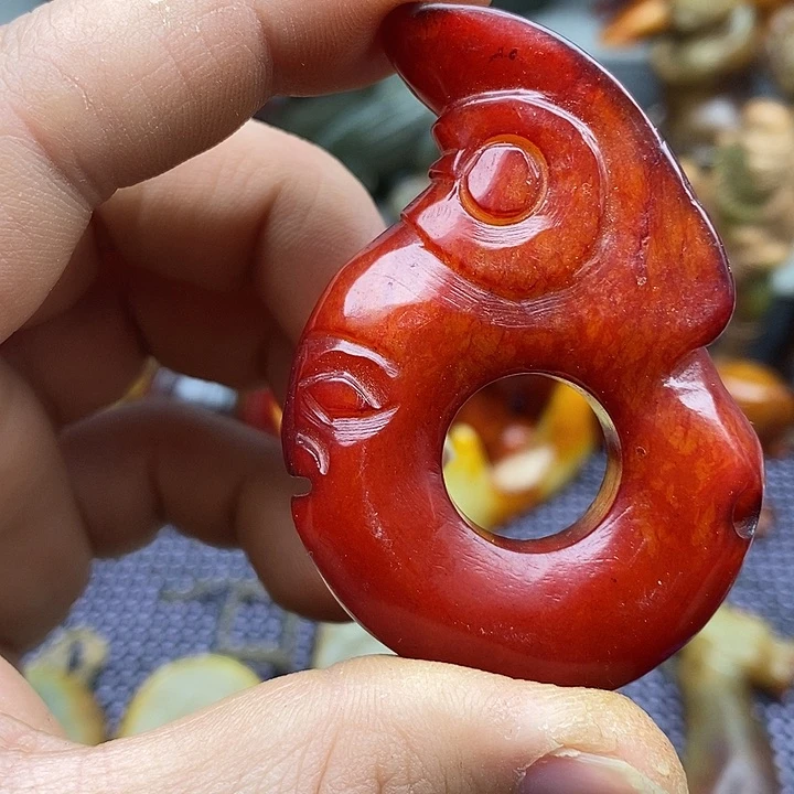 未镶嵌蛇纹石玉颈饰