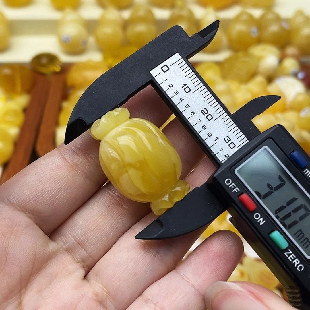 蜜蜡未镶嵌裸石天然