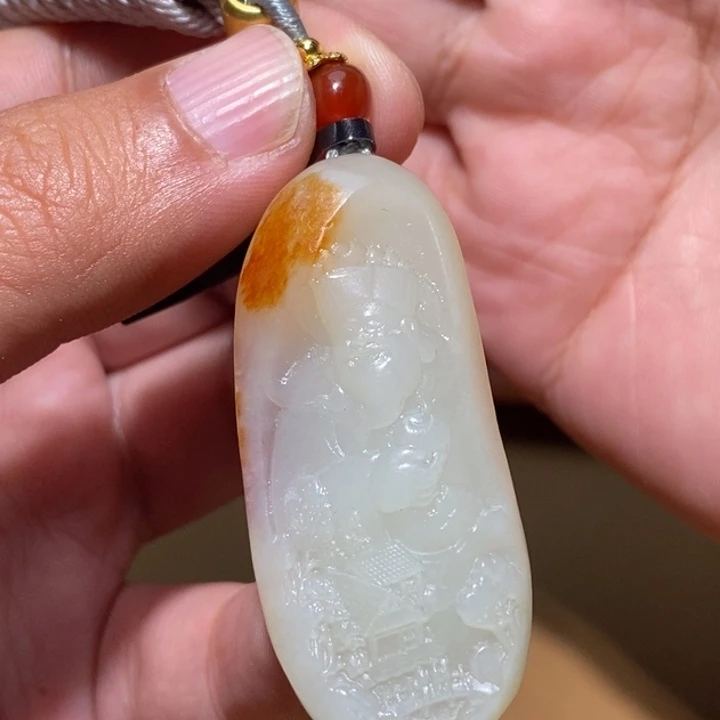 用***9和田玉未镶嵌颈饰