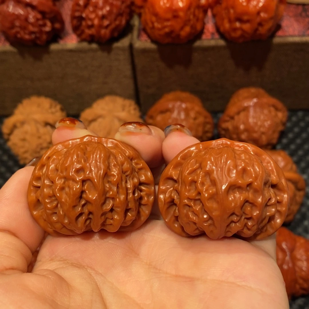 文玩核桃吊坠38.6宫灯，0563