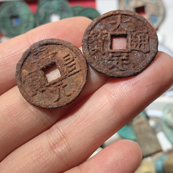 铜喜**然现代工艺品钱钱