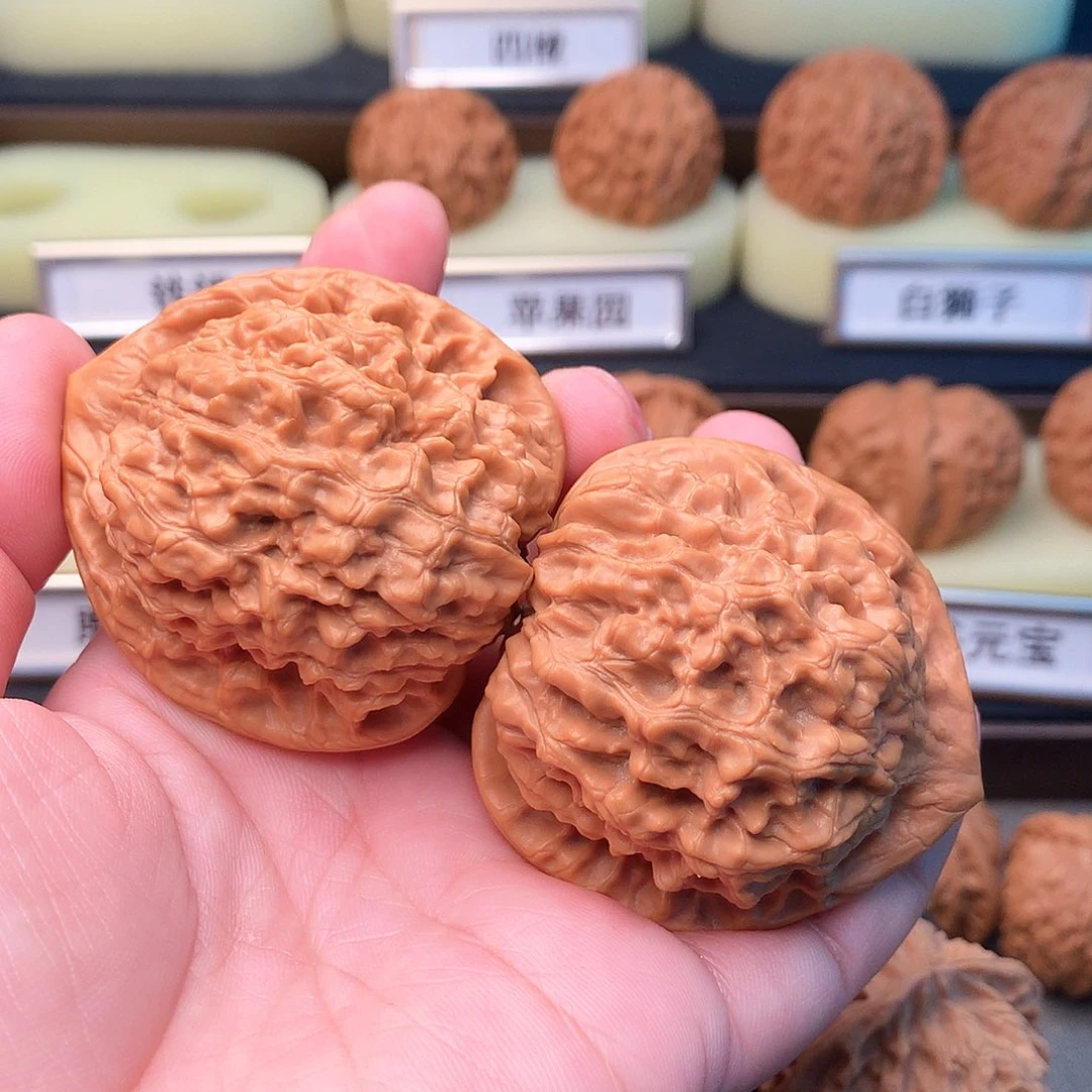 文玩核桃吊坠59号官帽48