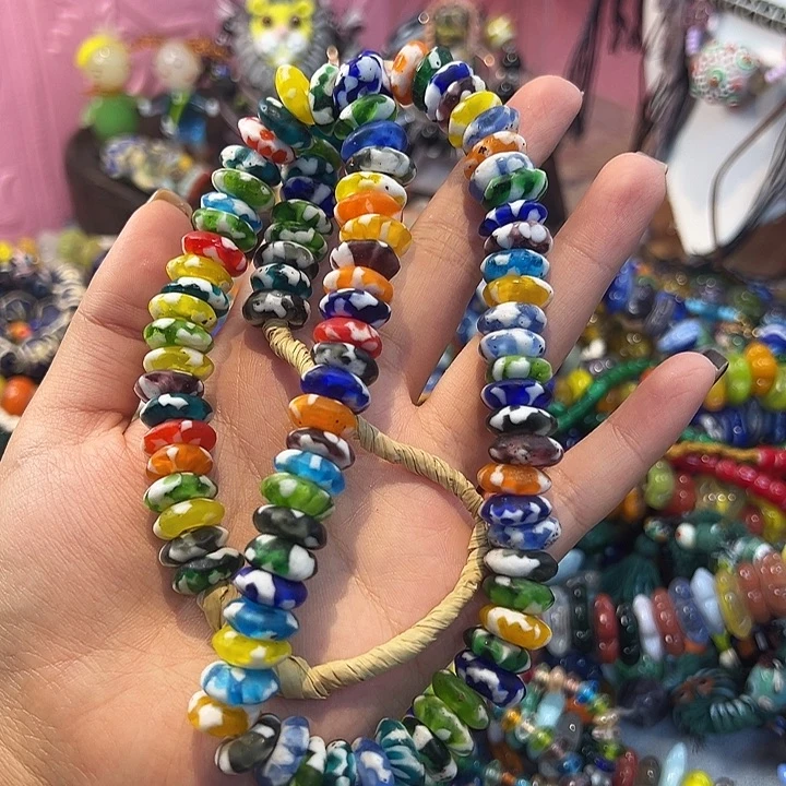 颈饰玻璃非洲甜甜圈