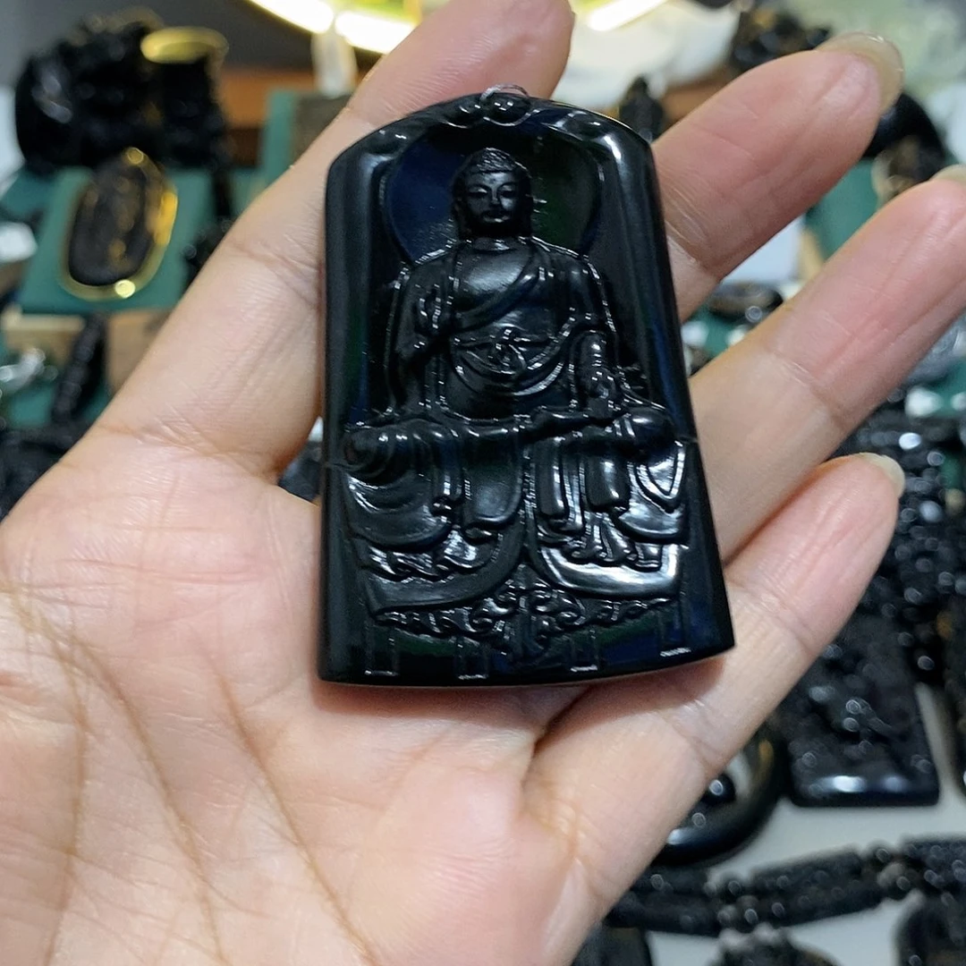 狼***0蛇纹石玉未镶嵌颈饰