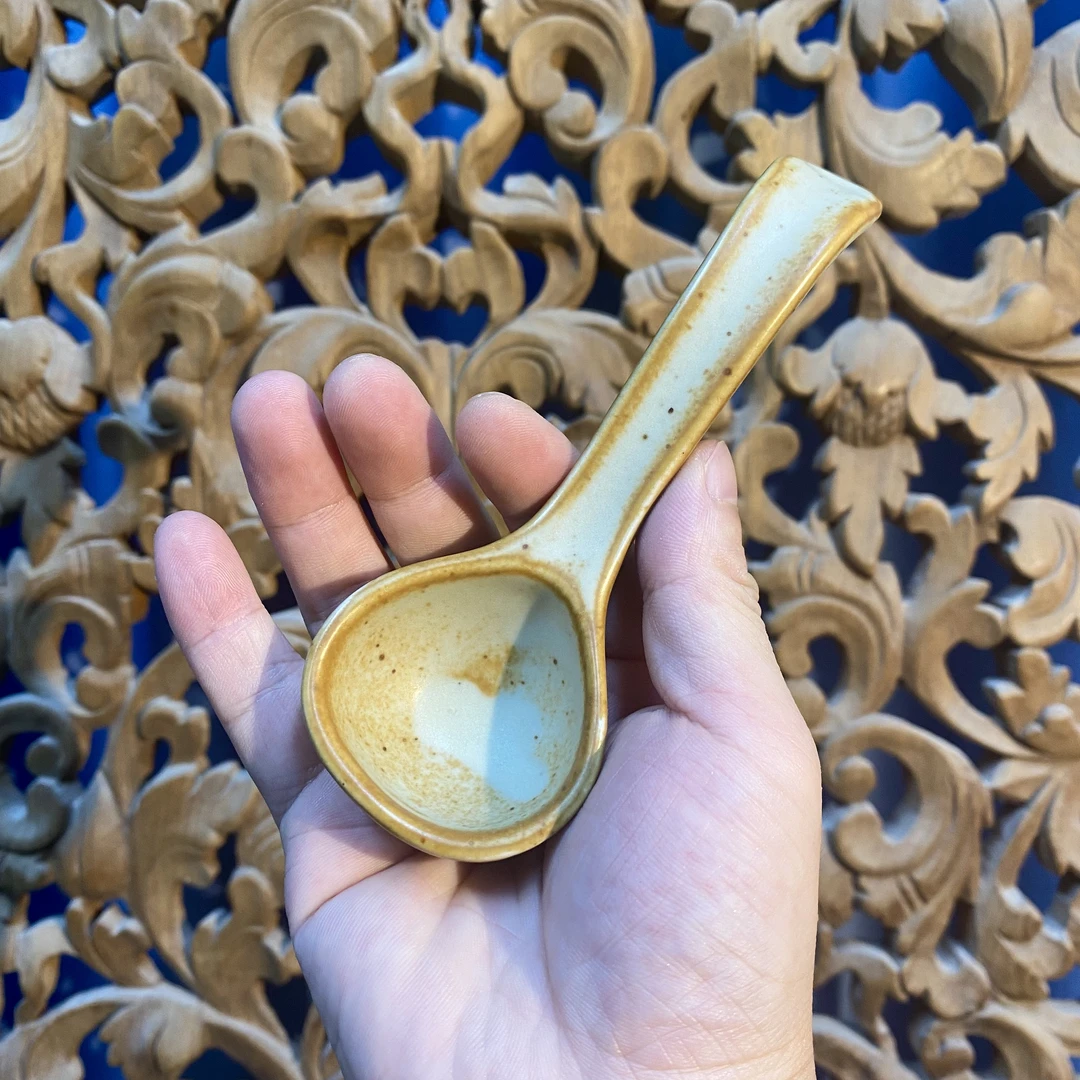 高颜值粗陶小汤勺