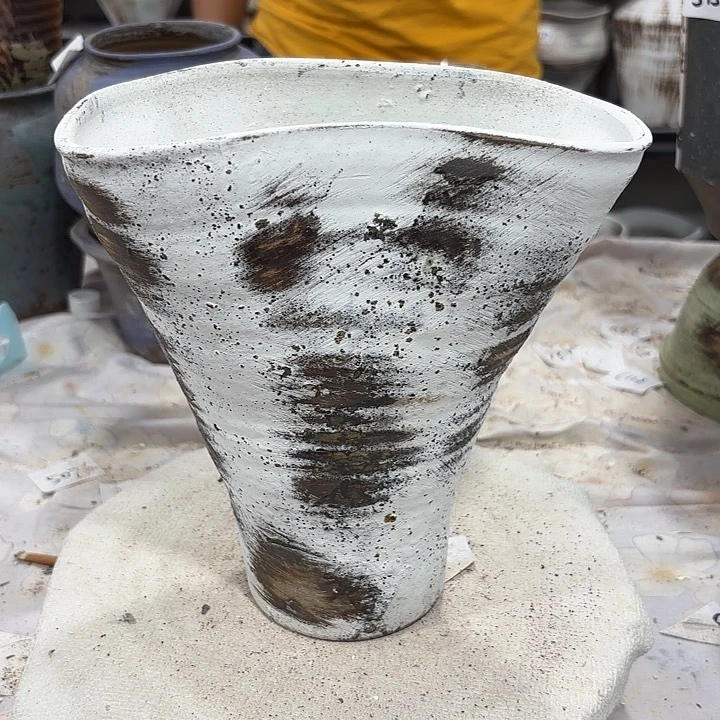 摆件高21，口20，无孔6706