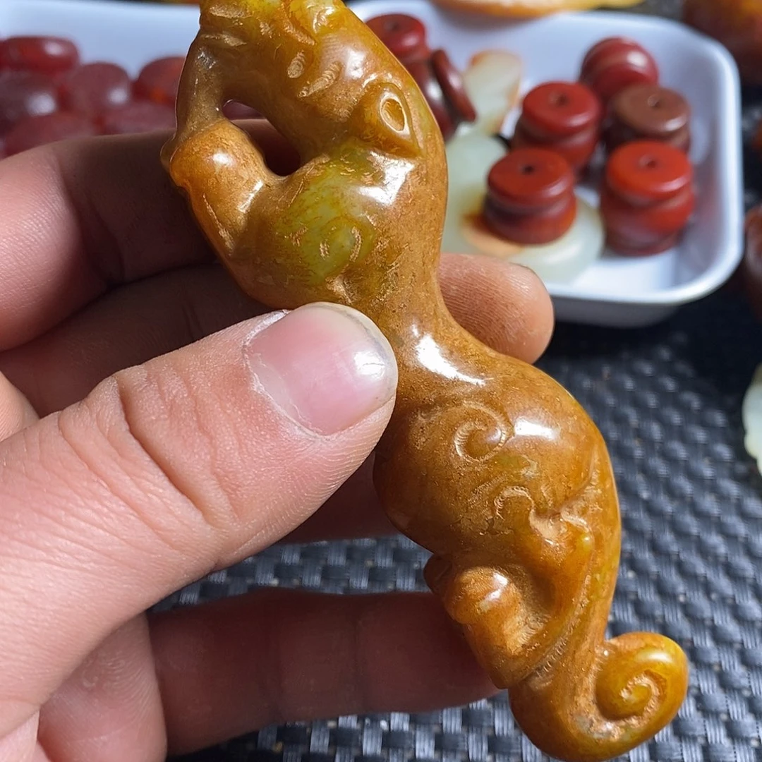 蛇纹石玉合金颈饰