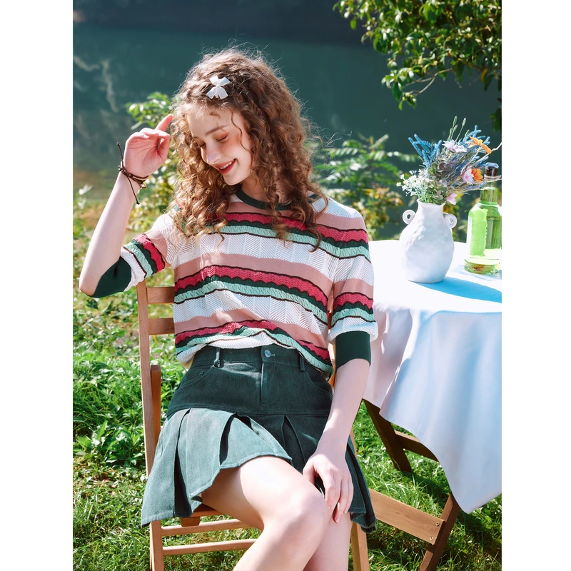 菀壹2025夏季新款毛针织衫G49831321