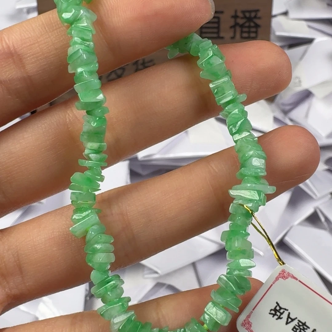 翡翠未镶嵌颈饰11