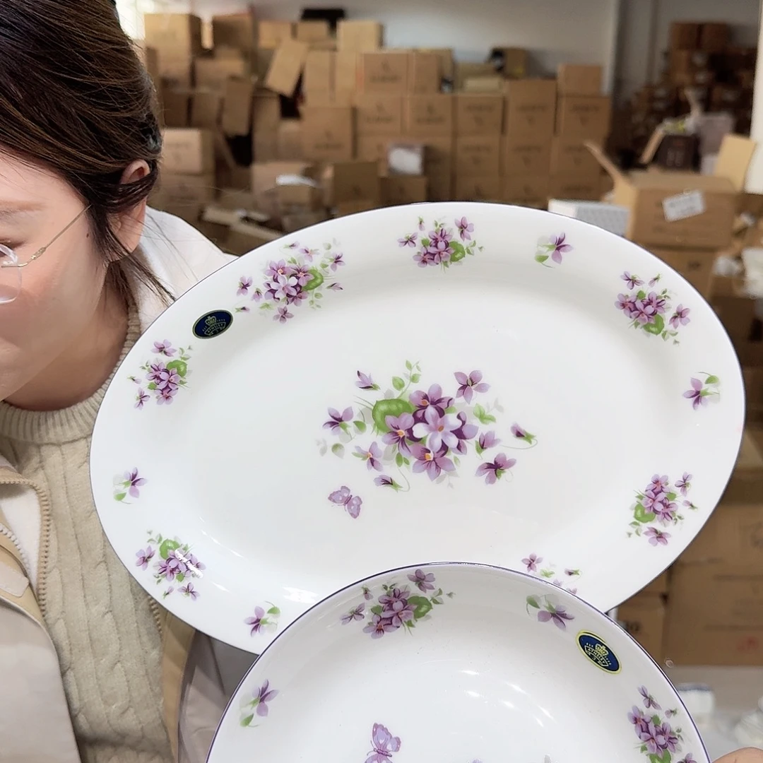 骨瓷紫罗兰32件餐具套装顺丰包邮