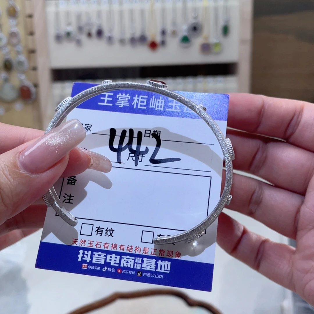 水晶银S925镶嵌颈饰