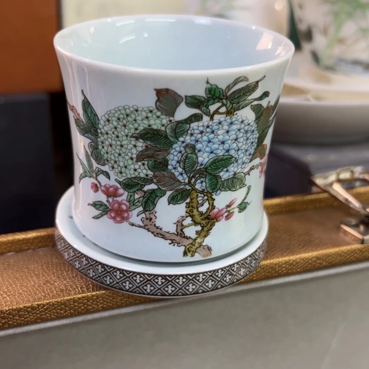 香**蟹盖碗高端清仓处理