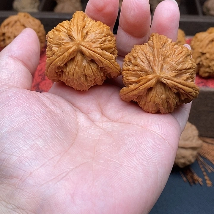 天***网把件文玩核桃白奔