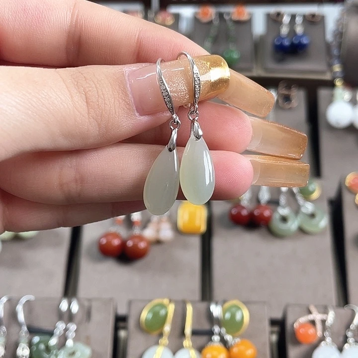 和田玉耳饰银S925镶嵌水滴