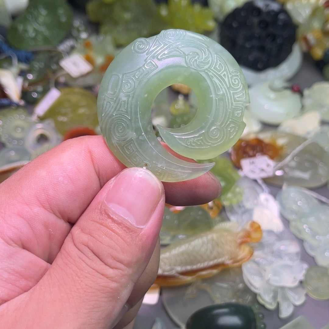 岫玉未镶嵌颈饰222