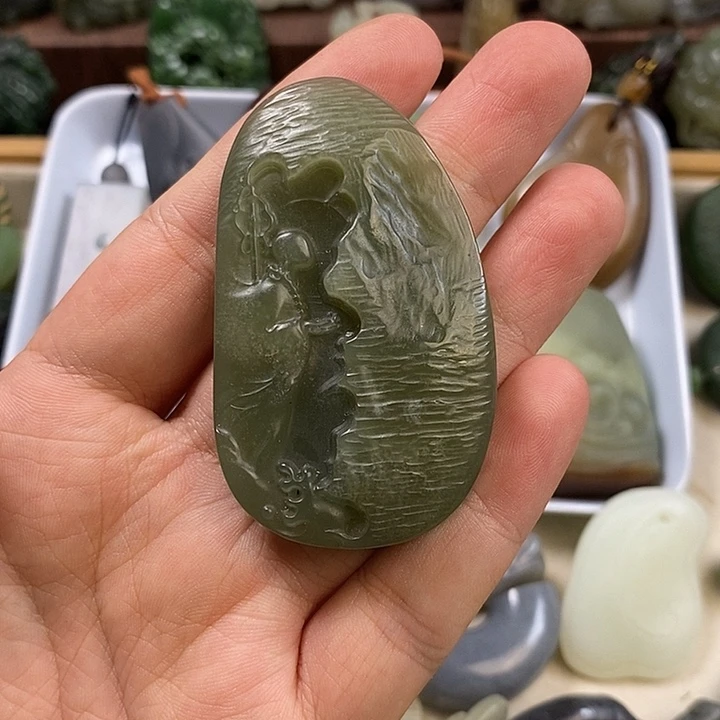 颈饰未镶嵌和田玉