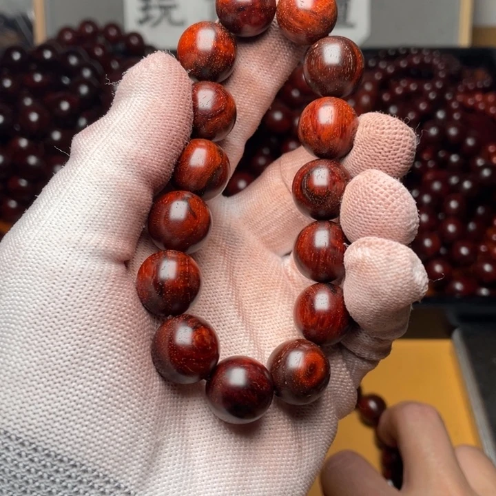 檀香紫檀（小叶紫檀）1.5琴料瑕疵珠