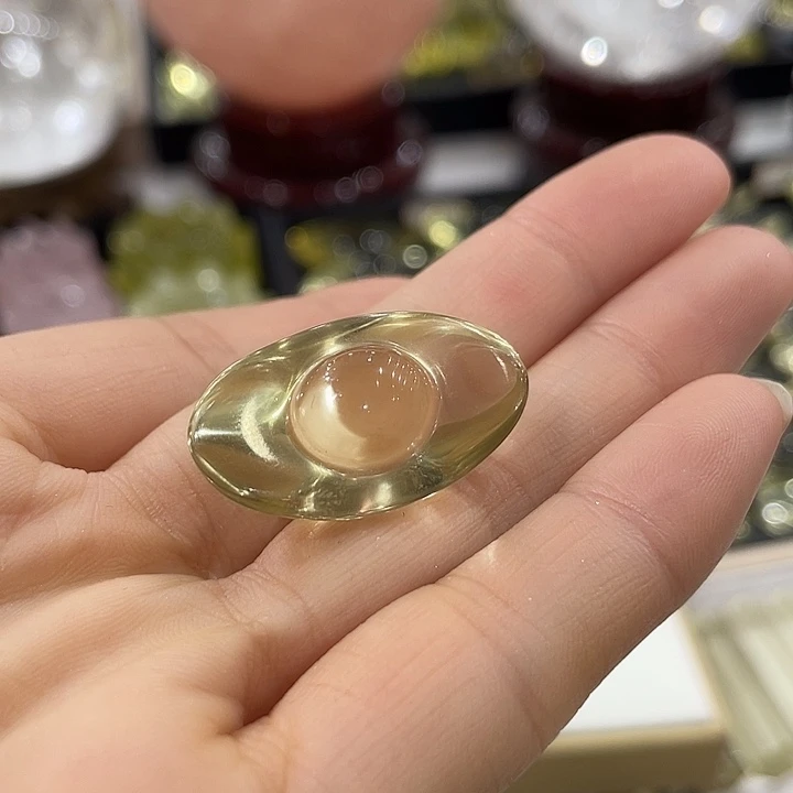 欢***^未镶嵌珠宝半成品水晶