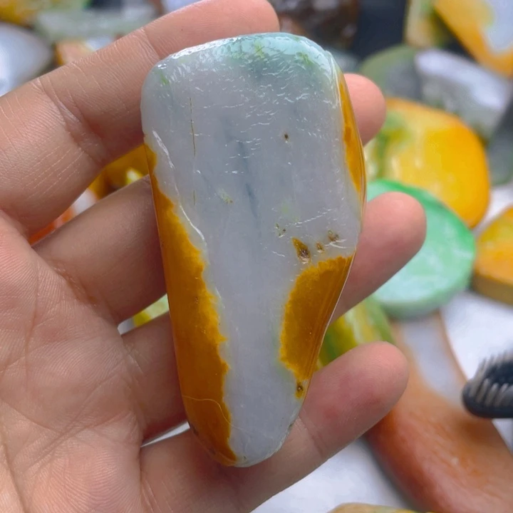 翡翠未镶嵌挂件翡翠