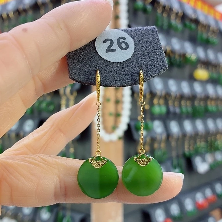 和田玉18K金镶嵌耳饰