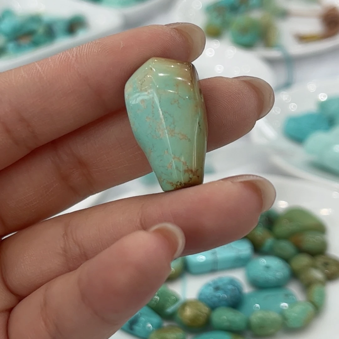 绿松石未镶嵌配饰