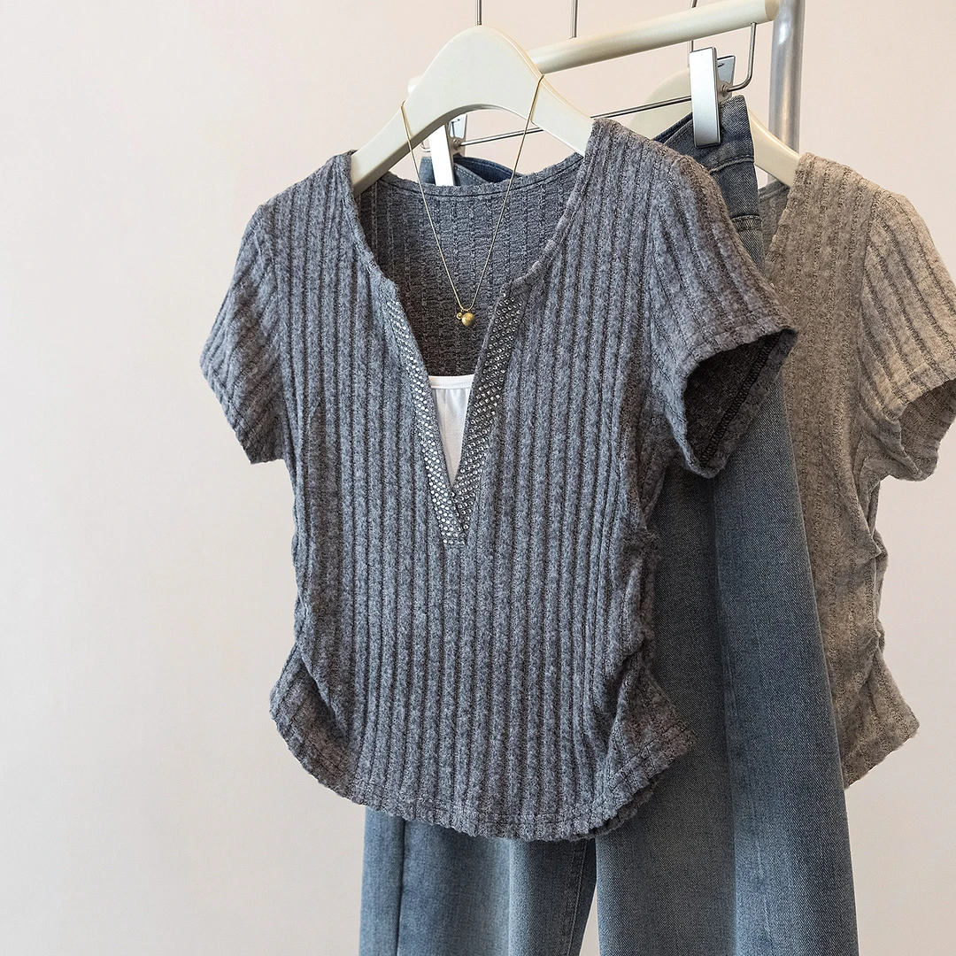 yoewshean/羽媗夏季微胖mm大码女装新款V领短袖t恤正肩修身显瘦