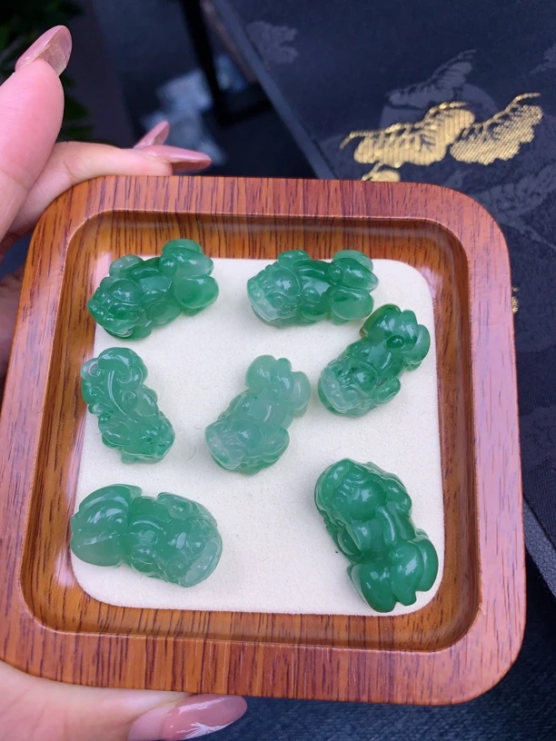 冰绿非洲翠貔貅吊坠 多样性发其一