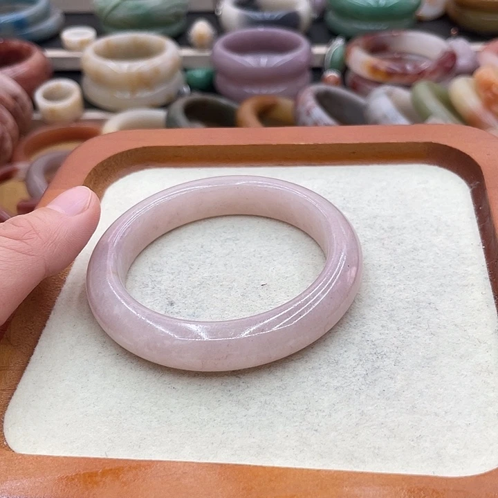 石英质玉圈口55未镶嵌Z****.